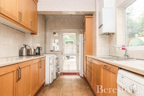 3 bedroom terraced house for sale, Henry Road, Chelmsford, CM1