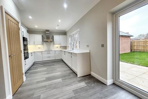4 bedroom semi-detached house for sale, Wimborne