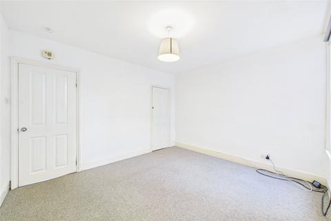 undefined, Cardigan Gardens, Reading, Berkshire, RG1