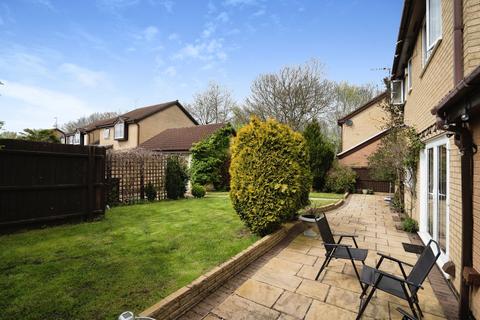 4 bedroom detached house to rent, Severn Road, Oadby, Leicester, LE2