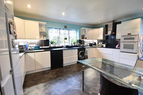 undefined, Horley, Surrey, RH6