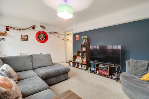 2 bedroom apartment for sale, St. Marks Hill, Surbiton, KT6