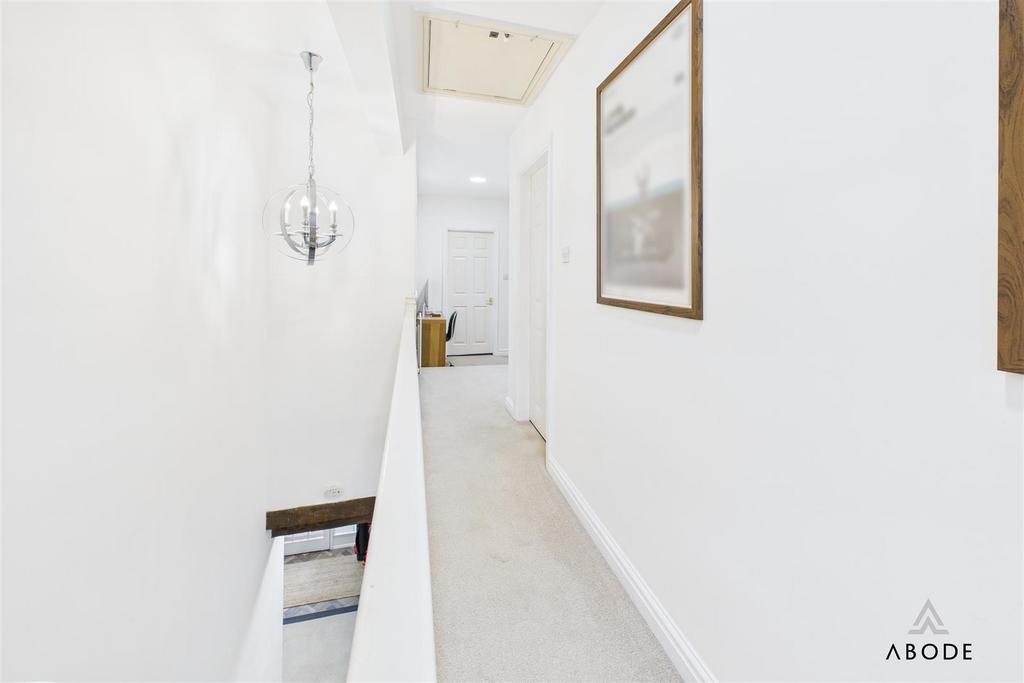 CAM04913 G0-PR0123-STILL020.jpg