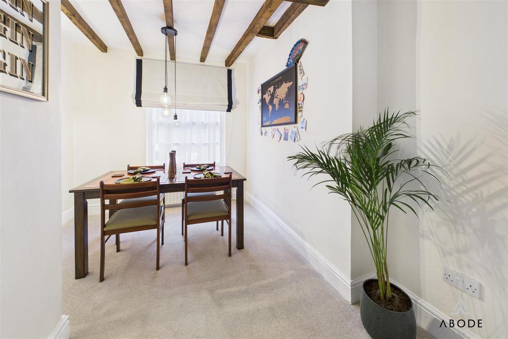 CAM04913 G0-PR0123-STILL009.jpg