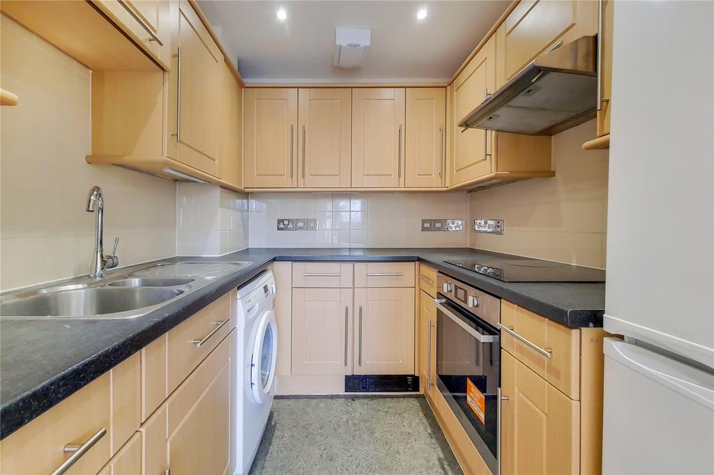 Apartment in London - View 3