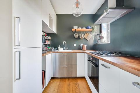2 bedroom flat for sale, Brecknock Road, Tufnell Park, N19