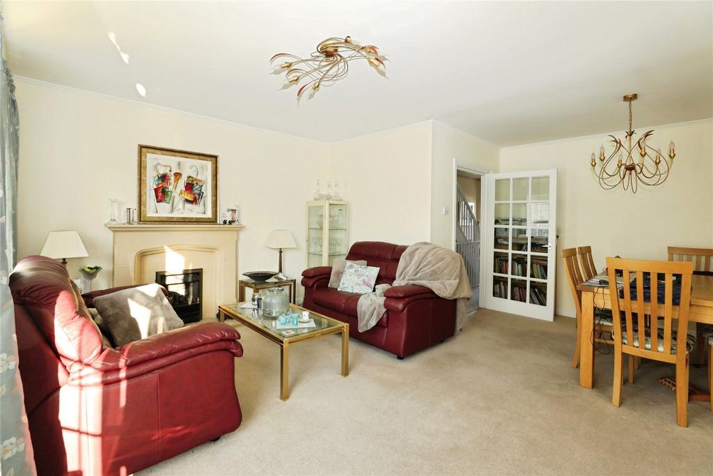 Living/Dining Room