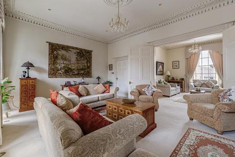 5 bedroom end of terrace house for sale, Oriel Road, Cheltenham, Gloucestershire, GL50
