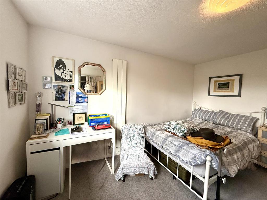 Another room aspect