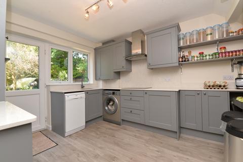 3 bedroom link detached house to rent, Grange Close, Everton, Lymington, Hampshire, SO41
