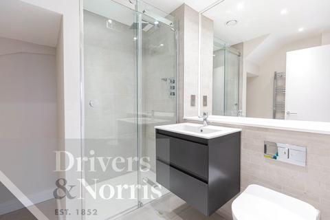 2 bedroom penthouse to rent, Tottenham Lane, Crouch End, London, N8
