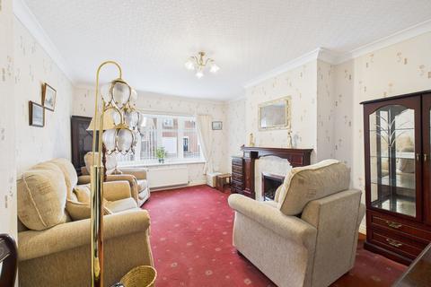2 bedroom semi-detached bungalow for sale, 6 Sylvan Lea, Driffield, YO25 5FG