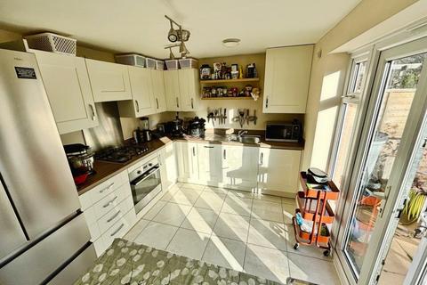 3 bedroom detached house for sale, Chedworth Close, Stratford-upon-Avon
