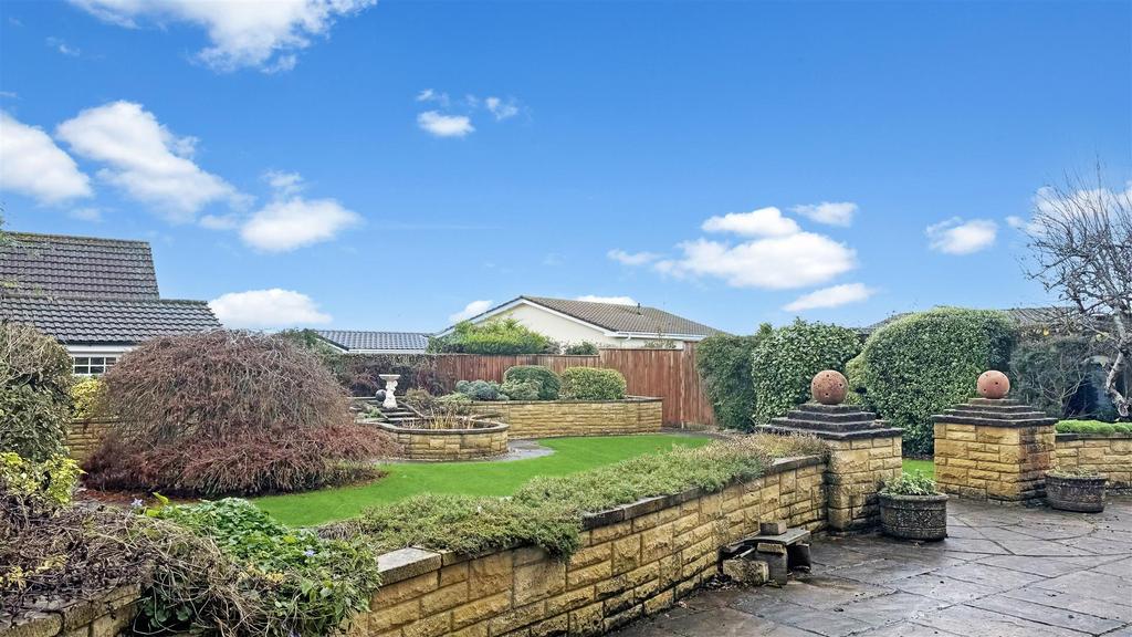 Garden 1-2.jpg