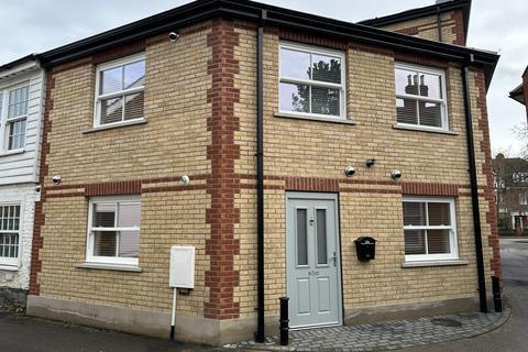2 bedroom flat to rent, 63A Danuta House, East Molesey KT8
