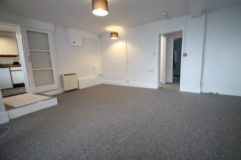 1 bedroom apartment to rent, Castle Street, Ryde