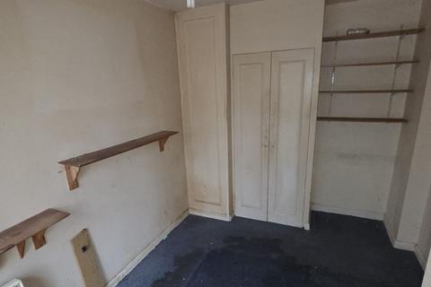 undefined, Flat 4 Elveden Court, Epsom Road, Leatherhead, Surrey, KT22 8TD
