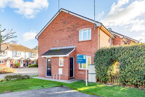 1 bedroom semi-detached house for sale, Eyston Drive, Surrey KT13