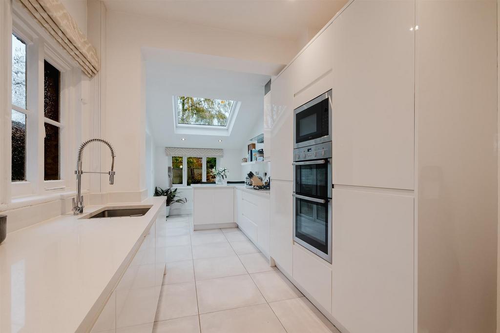 Breakfast Kitchen