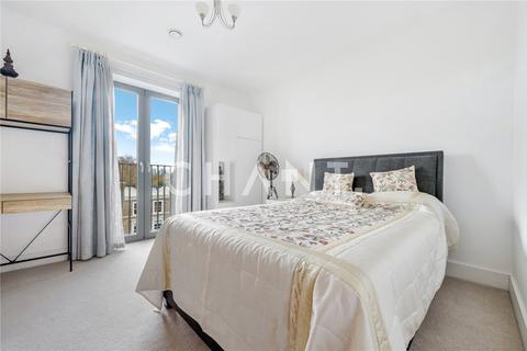 3 bedroom apartment to rent, Kilburn Park Road, London, NW6