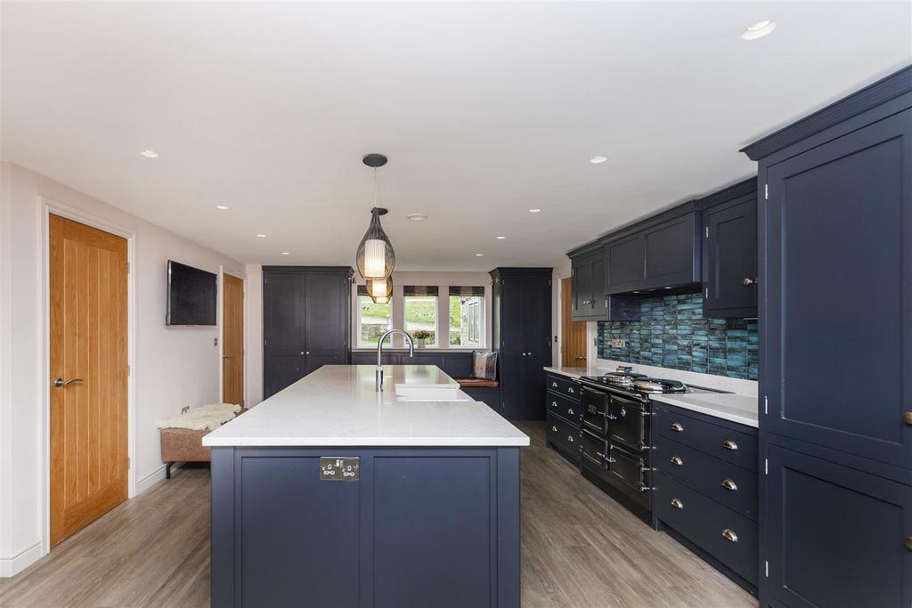 Bramleys Estate Agents - Stainland Dean - Halifax