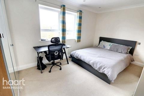 undefined, 751-753 Cranbrook Road, Gants Hill