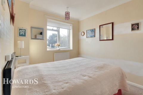 2 bedroom end of terrace house for sale, Catchpole Close, Kessingland