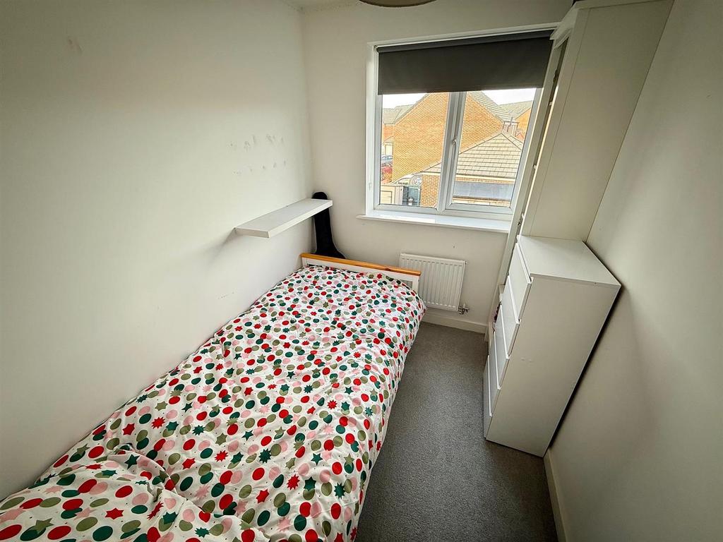Bedroom 3.jpg