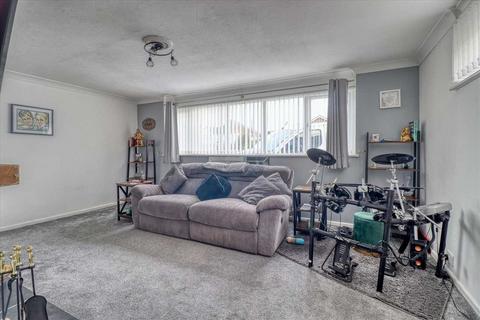 3 bedroom semi-detached house for sale, Walton on the naze CO14