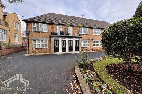 Flat 4, Lowther Court, 28 Church Road, Lytham