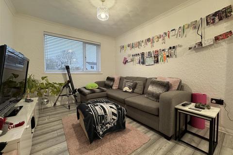 undefined, Stratford Close, Swindon SN5