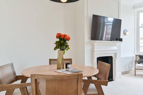 1 bedroom flat to rent, Kings Road, Chelsea, London, SW3