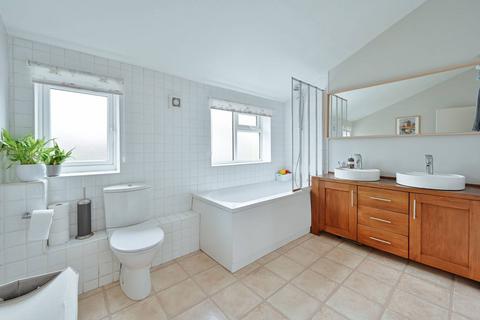 undefined, St Marys Road, Watford, WD18