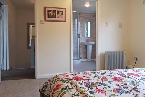 undefined, Bourne Way, West Sussex GU29