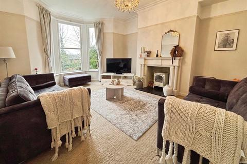 undefined, Ivy Place, Bradford BD2