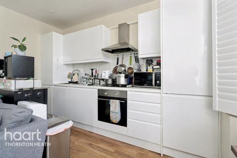 undefined, Brook Road, Thornton Heath