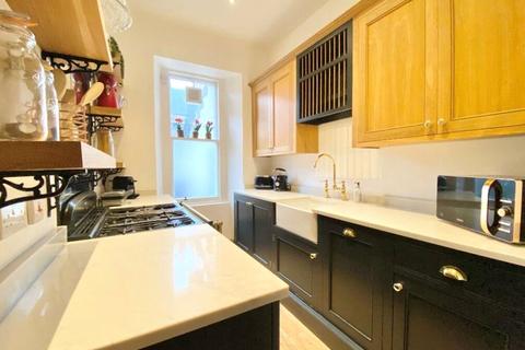 1 bedroom apartment to rent, Arlington Rd, London, NW1