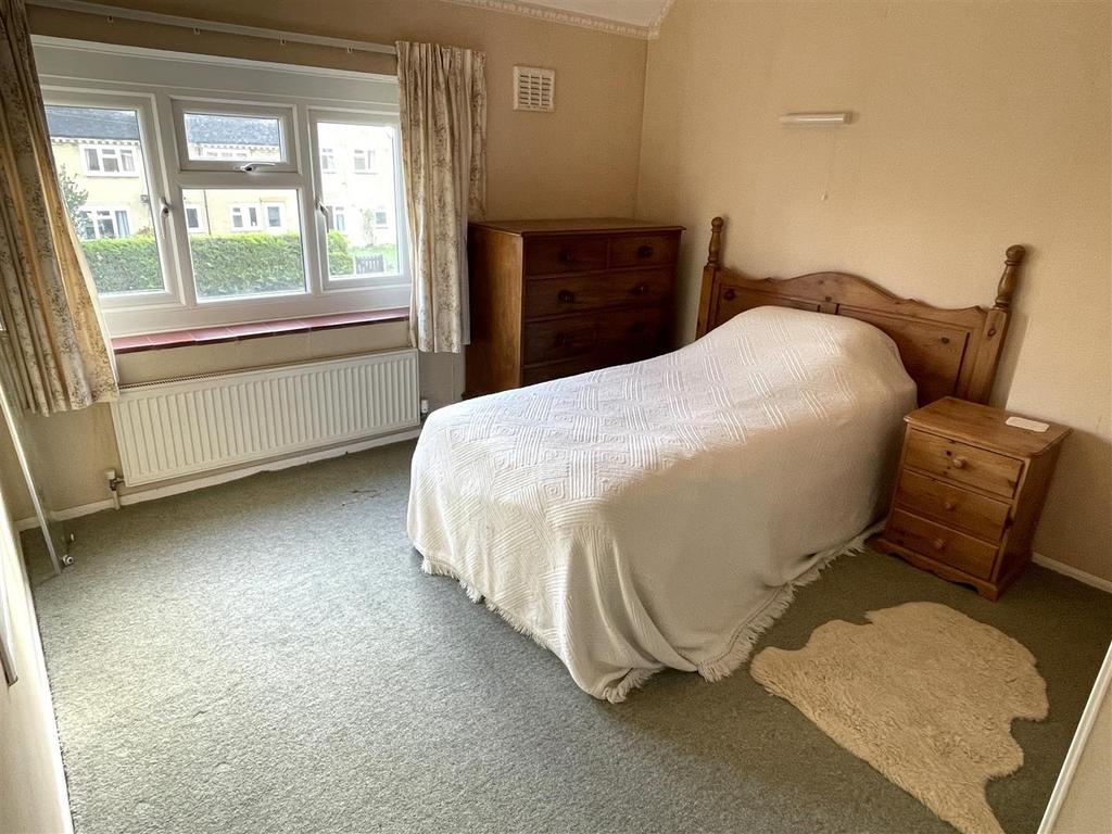 Bedroom 3.JPG