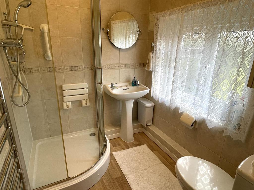 Shower room.JPG