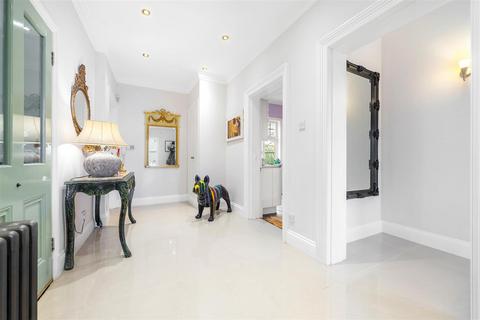 undefined, Copers Cope Road, Beckenham, BR3