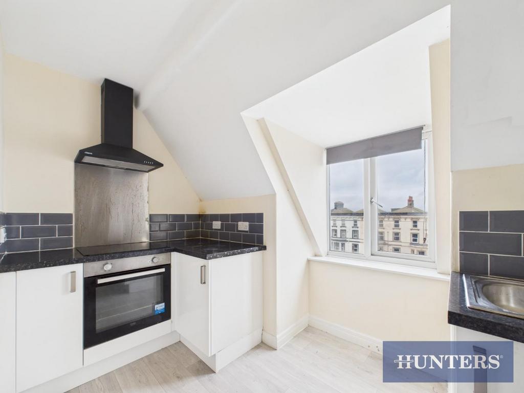 CAM01494 G0-PR0462-STILL003.jpg