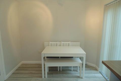 2 bedroom terraced house to rent, Rhos Y Derwen, Blackwood NP12