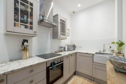 1 bedroom apartment to rent, Regent's Park Road, London, NW1