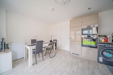 4 bedroom semi-detached house for sale, Light Hall Lane, Shirley, B90