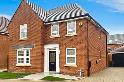 4 bedroom detached house for sale, Lonsdale Road, Wokingham