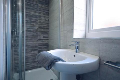 6 bedroom house to rent, Liscard Road, Liverpool L15