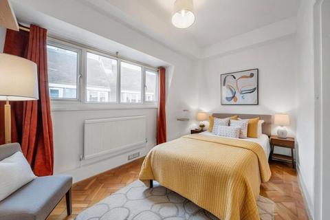 3 bedroom apartment for sale, Wandle Way, London SW18