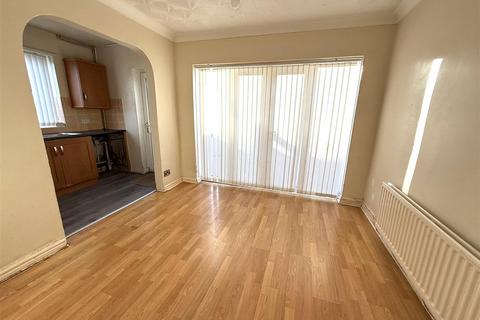 3 bedroom semi-detached house for sale, Hagley Road, Rugeley