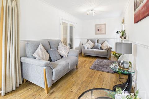 4 bedroom detached house for sale, Ludlow Close, Newbury, Berkshire, RG14