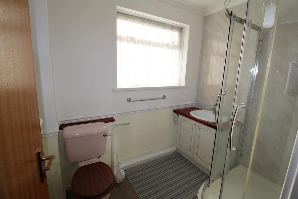 Family Shower Room